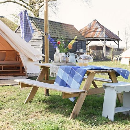 Landhoeve Hotel Oosterwolde  Екстериор снимка