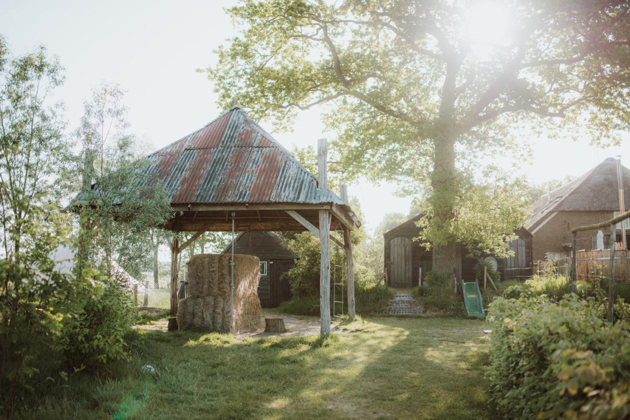 Landhoeve Hotel Oosterwolde  Екстериор снимка